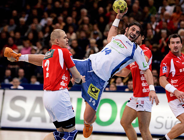 是坚韧不拔 是坚韧不拔