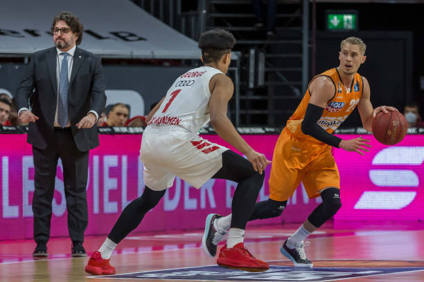 的大赛中继 的大赛中继